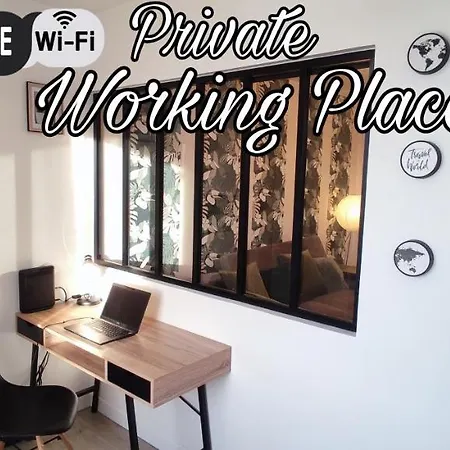 Apartment T4 Tgv: Spacious Family With Terrace